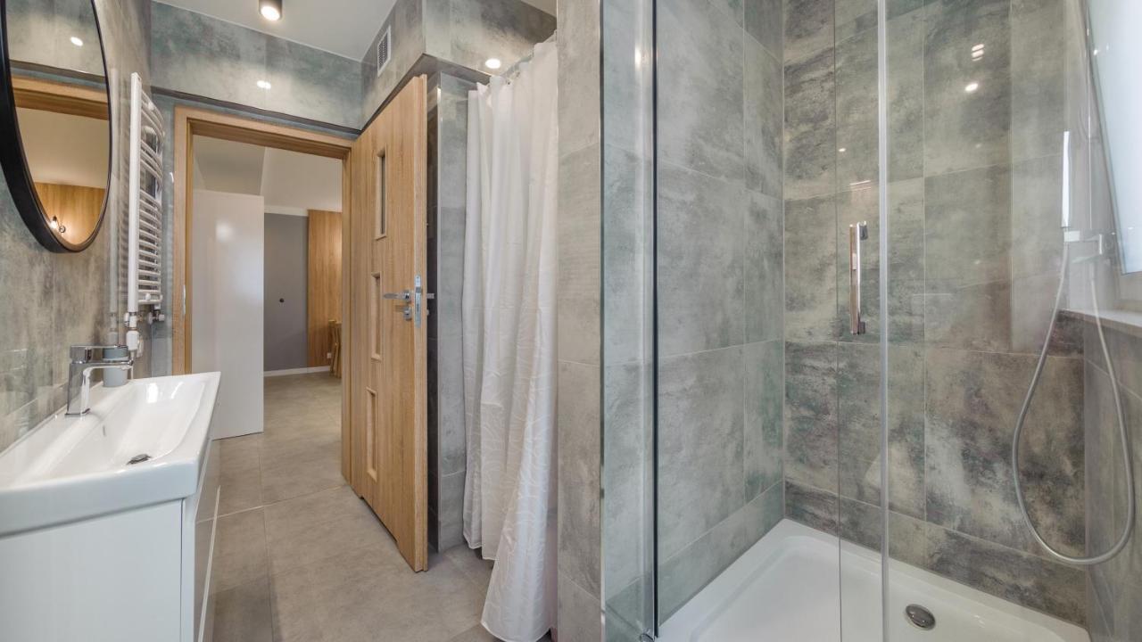 Apartamenty Sun & Snow Baltic Apartments Z Basenem โปเบียโรโว ภายนอก รูปภาพ
