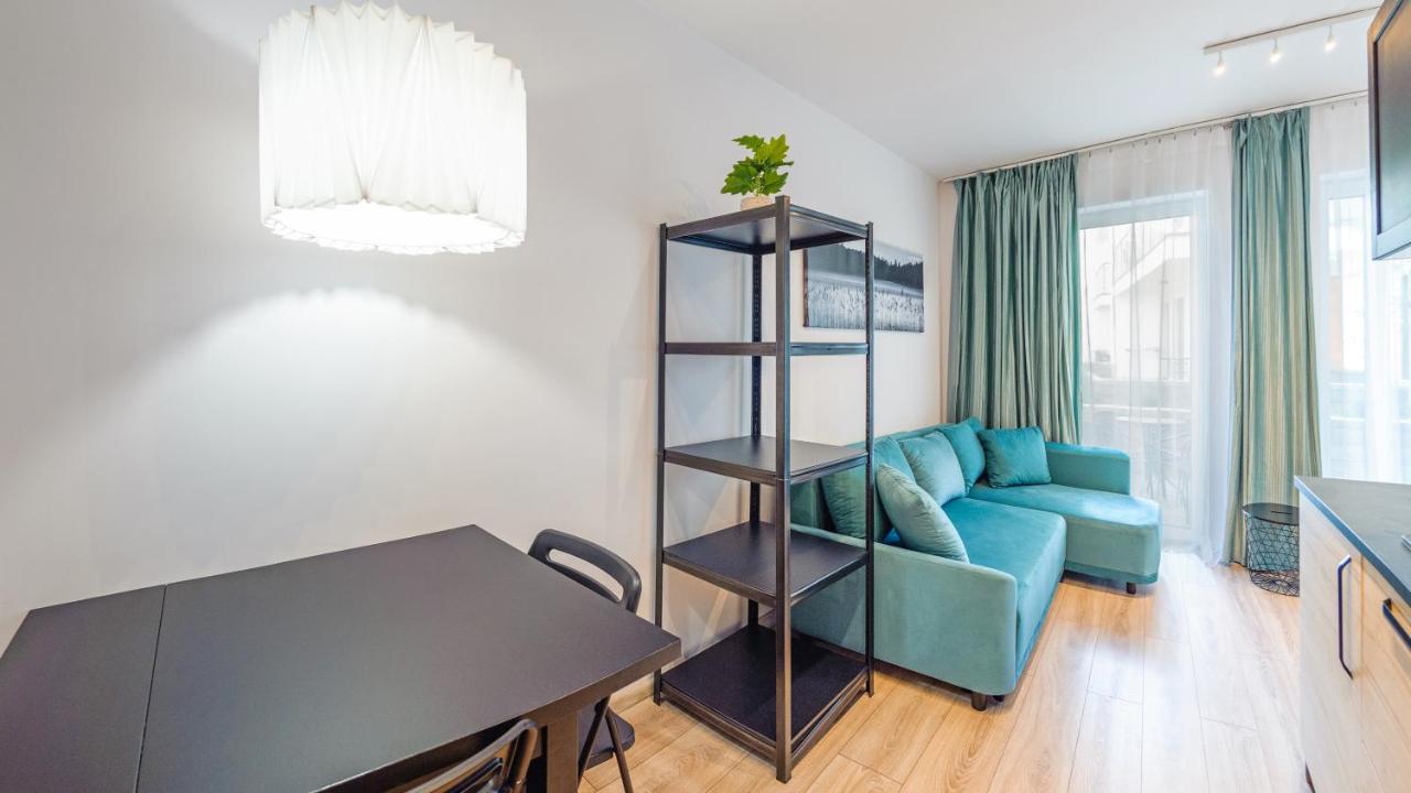 Apartamenty Sun & Snow Baltic Apartments Z Basenem โปเบียโรโว ภายนอก รูปภาพ